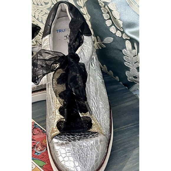 Johnston & Murphy Silver Sz7 Leather Snakeskin Sneakers Callie Lace Up True foam - Picture 4 of 9